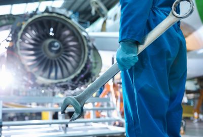 Machines-outils et robots pour le domaine de l’aéronautique et aérospatial Machines-outils et robots pour le domaine de l'aéronautique et aérospatial